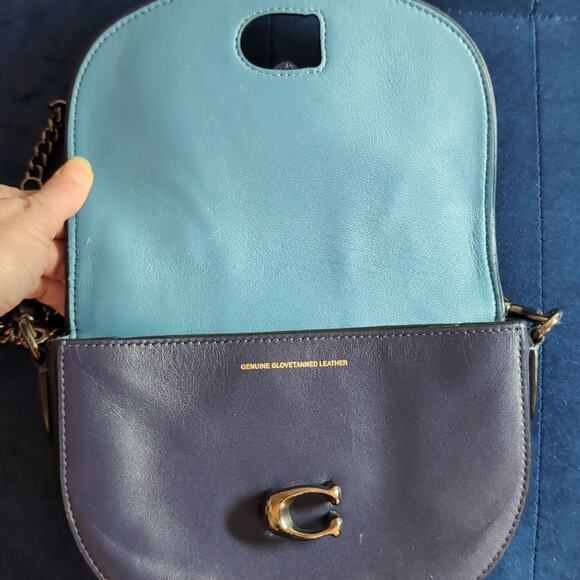 Navy Coach 1941 Glovetanned Leather Shoulder Crossbody Saddle Bag - Picture 6 of 10